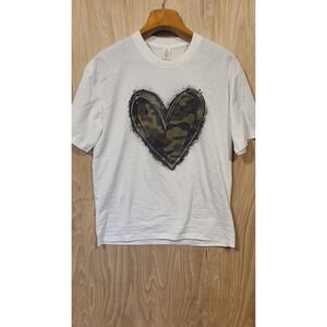 Camouflage Womens Heart Print T-Shirt Size 2XL Short Sleeve